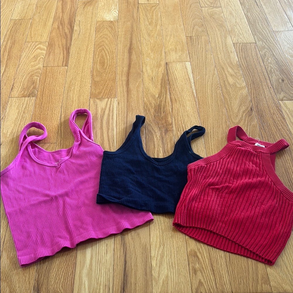 Tank top bundle!